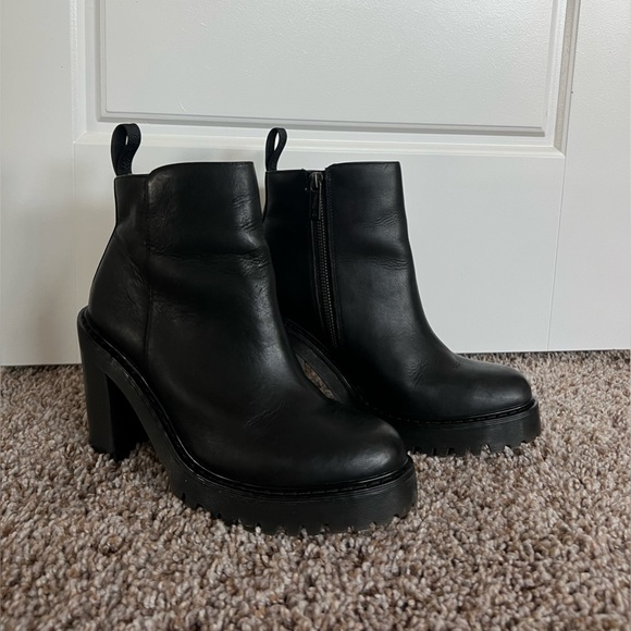 Dr Marten's - Magdalena Heel Bootie - EUR 39 US 8 - Picture 4 of 9